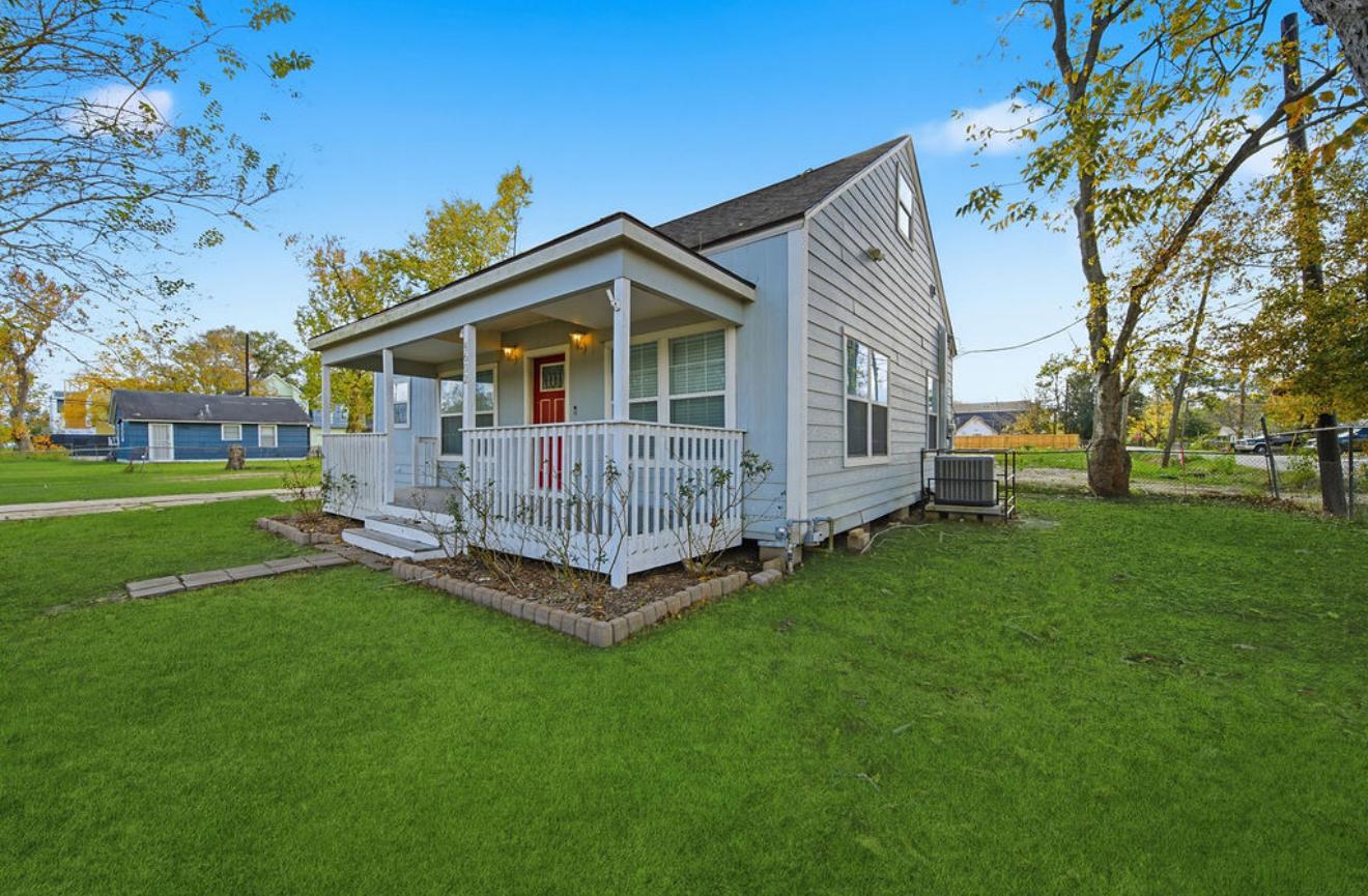 4602 Ward St Houston Image 2