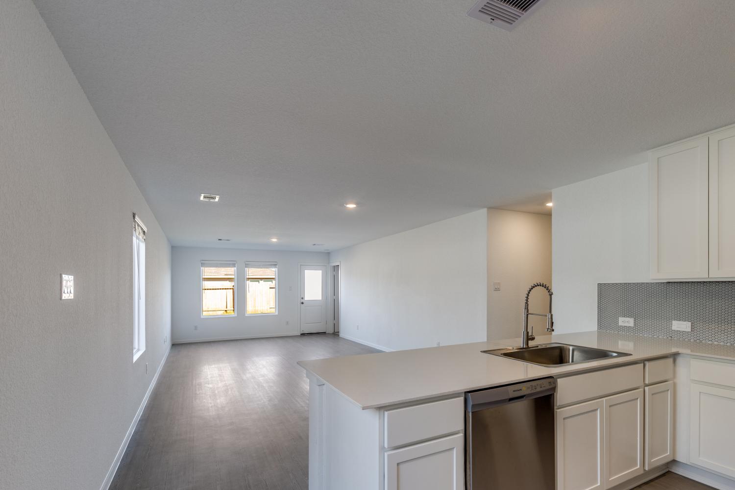 1528 Sunset Ridge Dr Houston Image 2