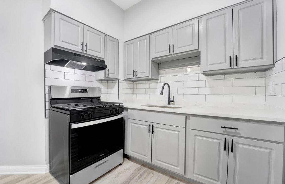 409 E 45th St Chicago Image 13