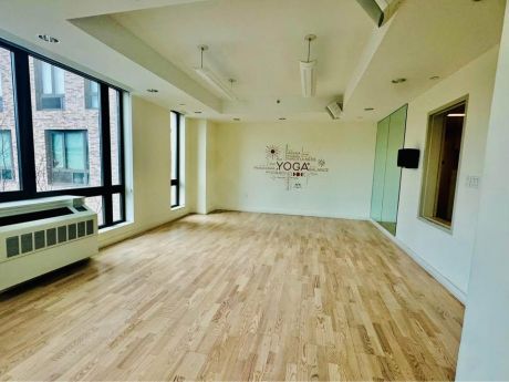 626 Flatbush Ave, New York, NY, 11225