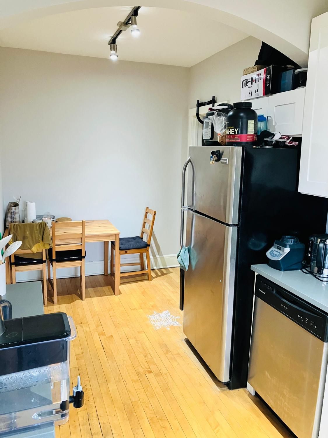 2317.5 N Rockwell St APT 3B Chicago Image 2