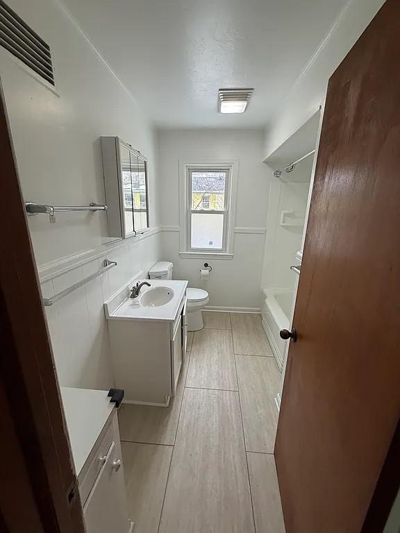 183 Denver Ave, Bridgeport, CT Bridgeport Image 12