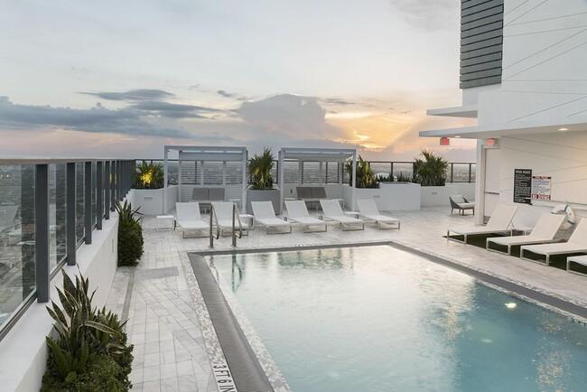 86 SW 8th St Miami Image 7