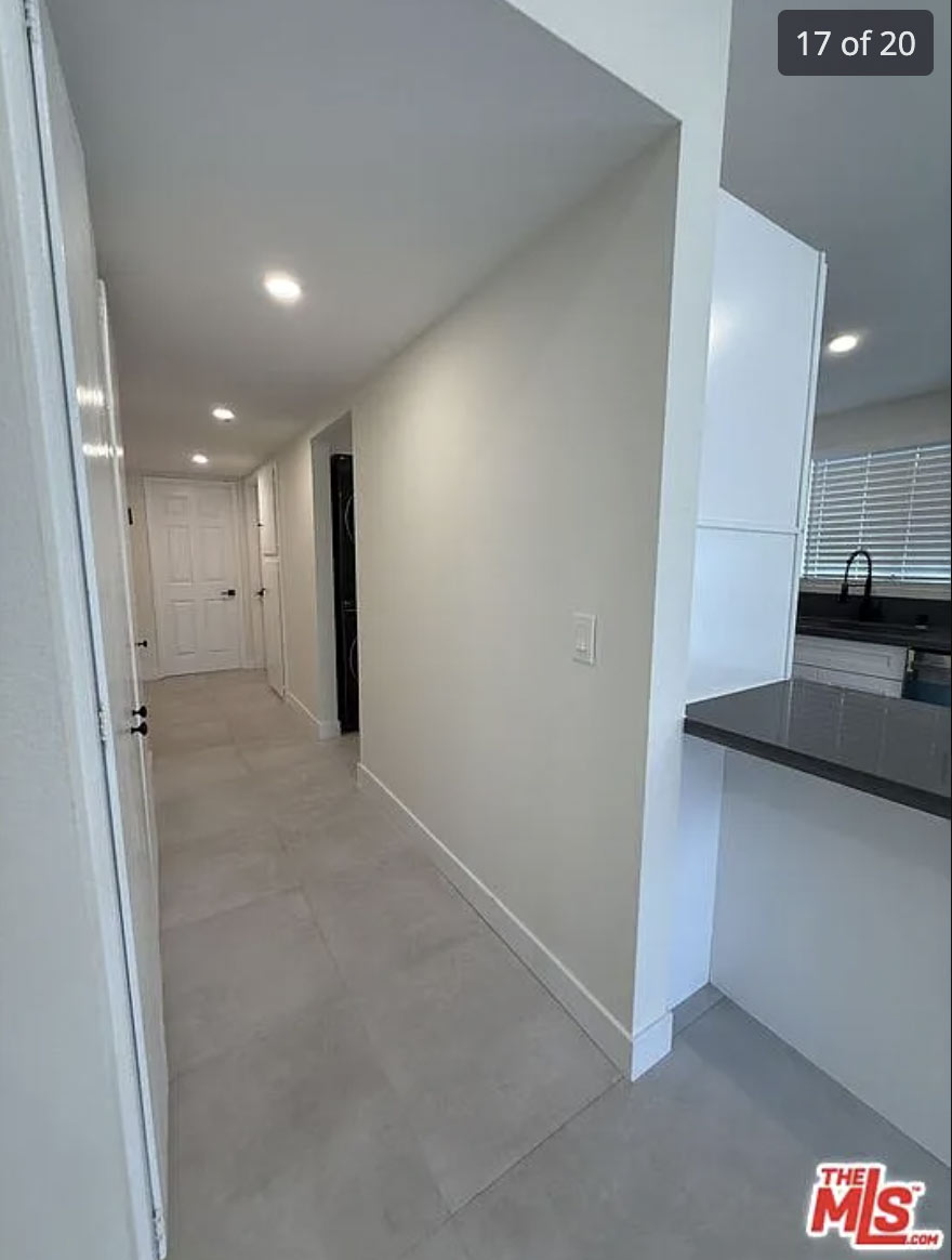 Woodland Hills, CA Los Angeles Image 3