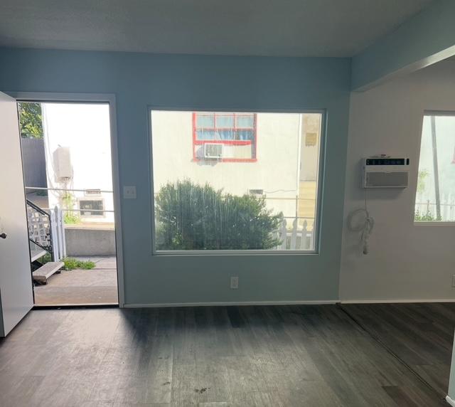 2330 Reservoir Street Los Angeles Image 2