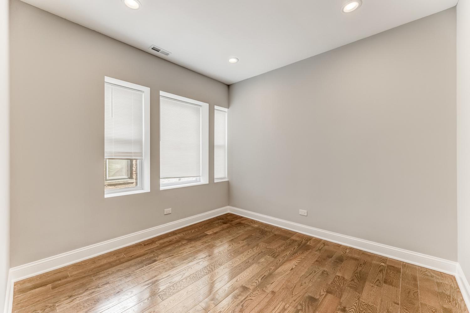 1321 S Millard Ave Chicago Image 5