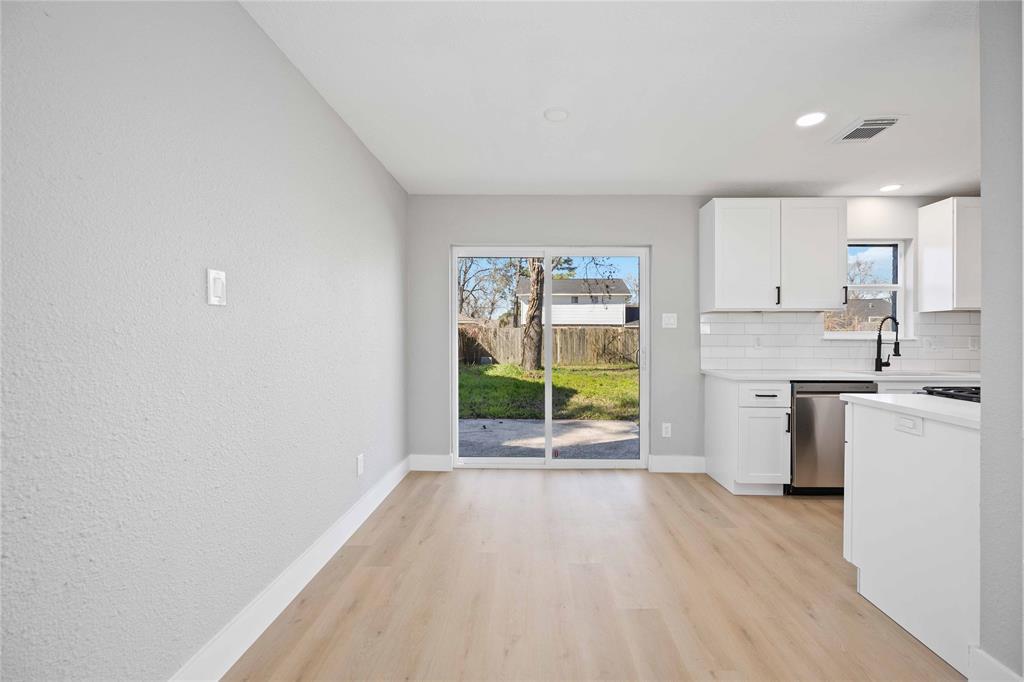 12223 Kingslake Forest Drive Houston Image 13