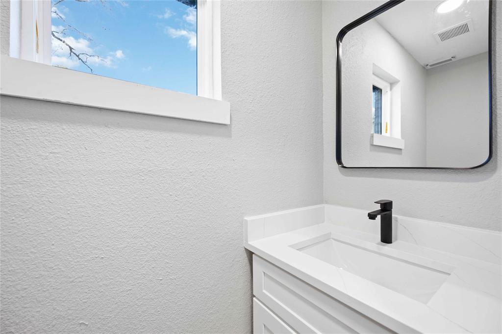 12223 Kingslake Forest Drive Houston Image 32