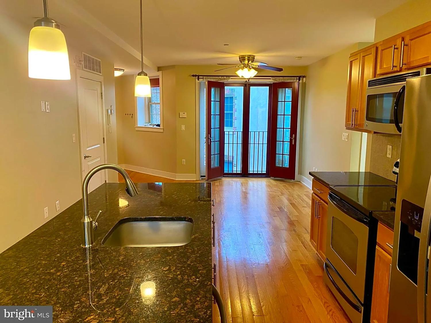 4300 Spruce St, Unit A402 Philadelphia Image 3