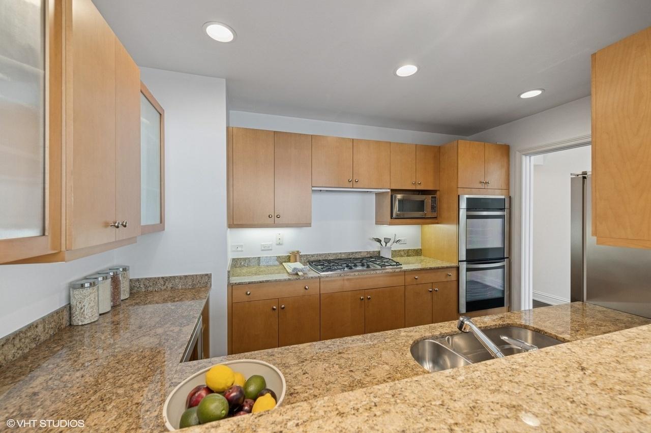 55 East Erie Unit 4102 Chicago Image 18