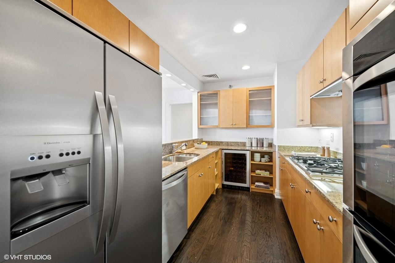 55 East Erie Unit 4102 Chicago Image 19