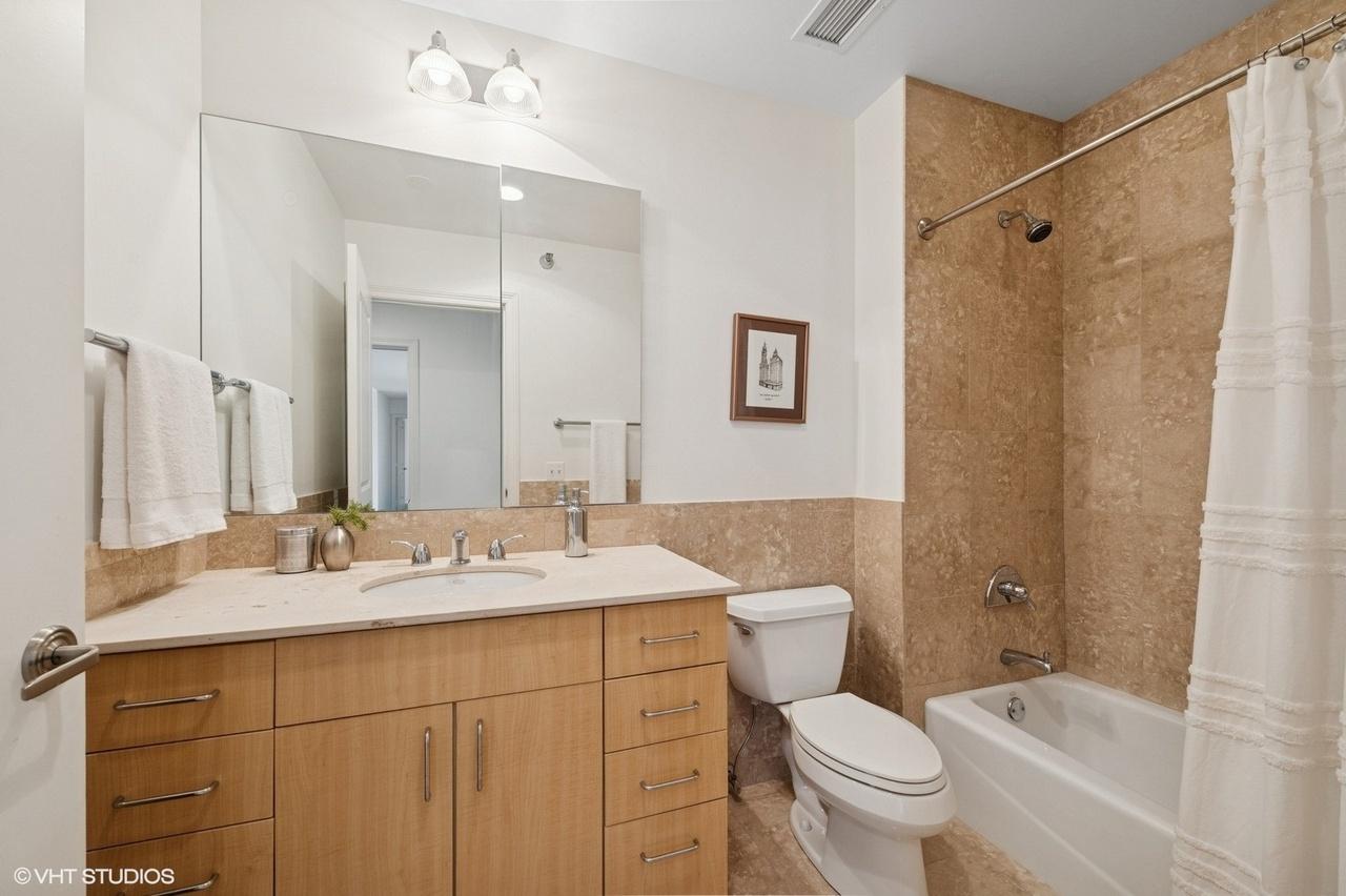 55 East Erie Unit 4102 Chicago Image 8