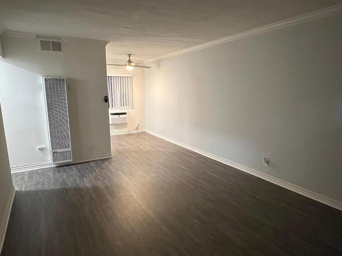 5555 Cherry Ave Long Beach Long Beach Image 2