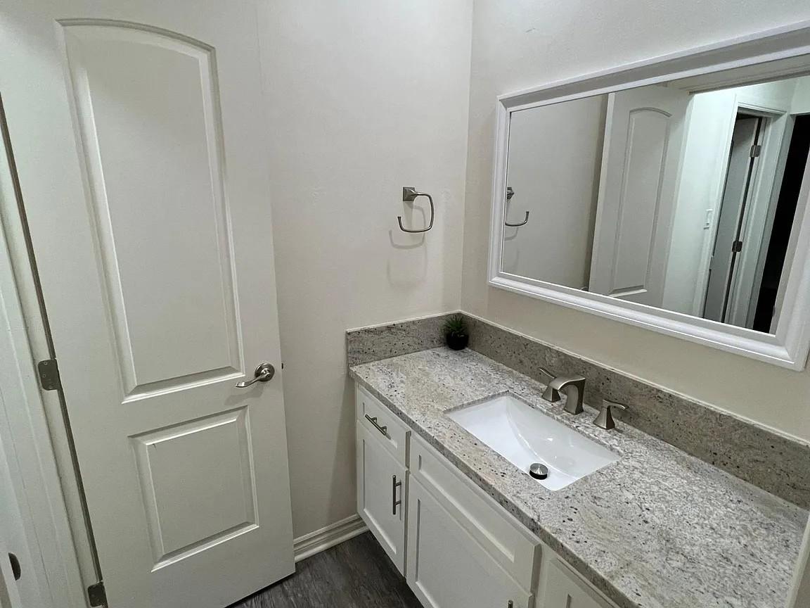 5555 Cherry Ave Long Beach Long Beach Image 3