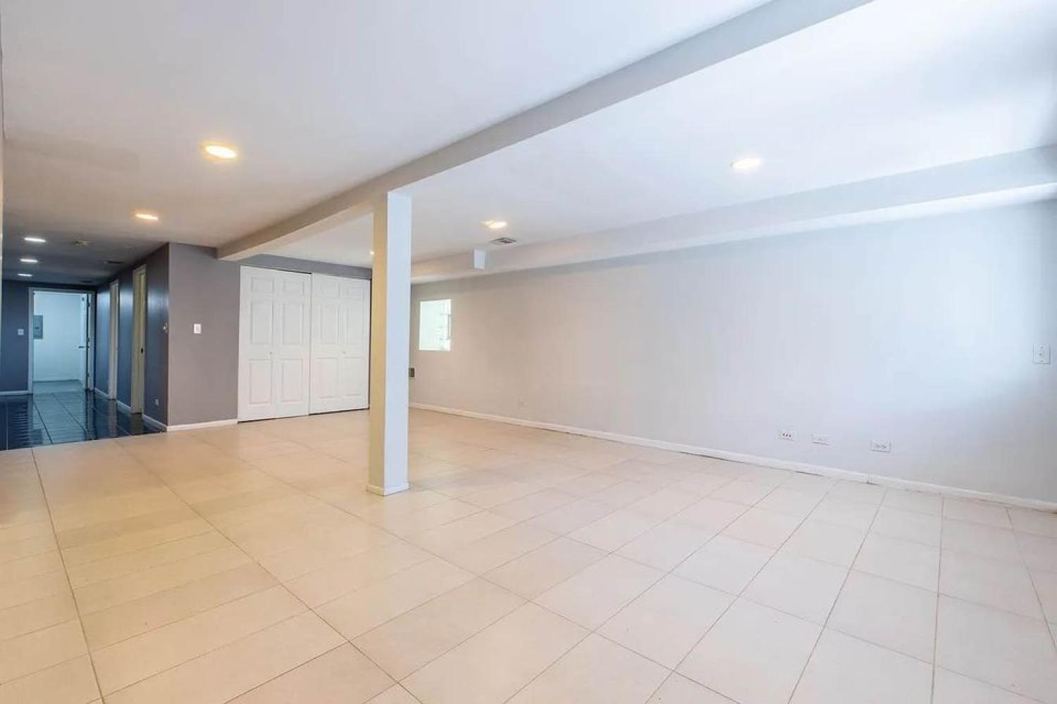 1536 W Haddon Ave Chicago Image 16