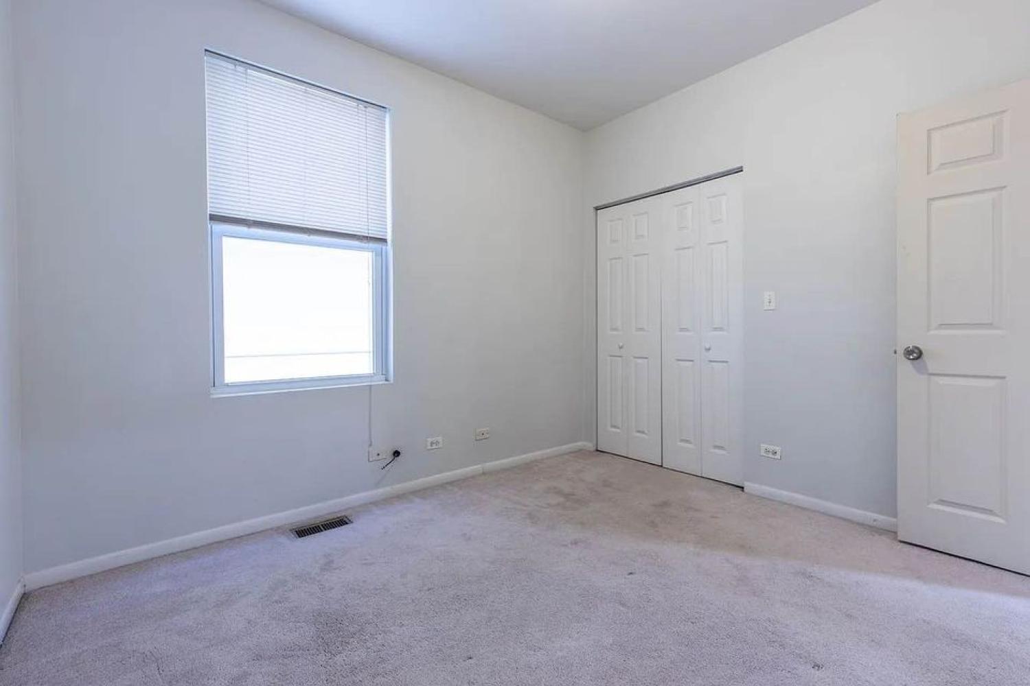 1536 W Haddon Ave Chicago Image 2