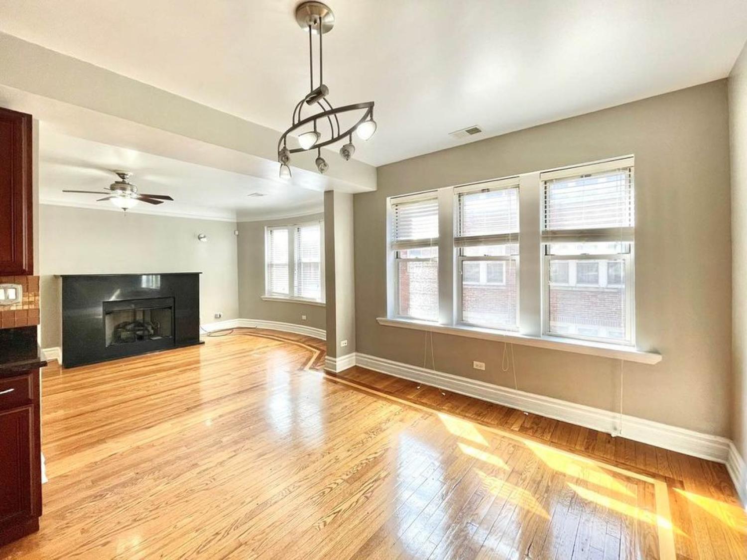 50 N Menard Ave Chicago Image