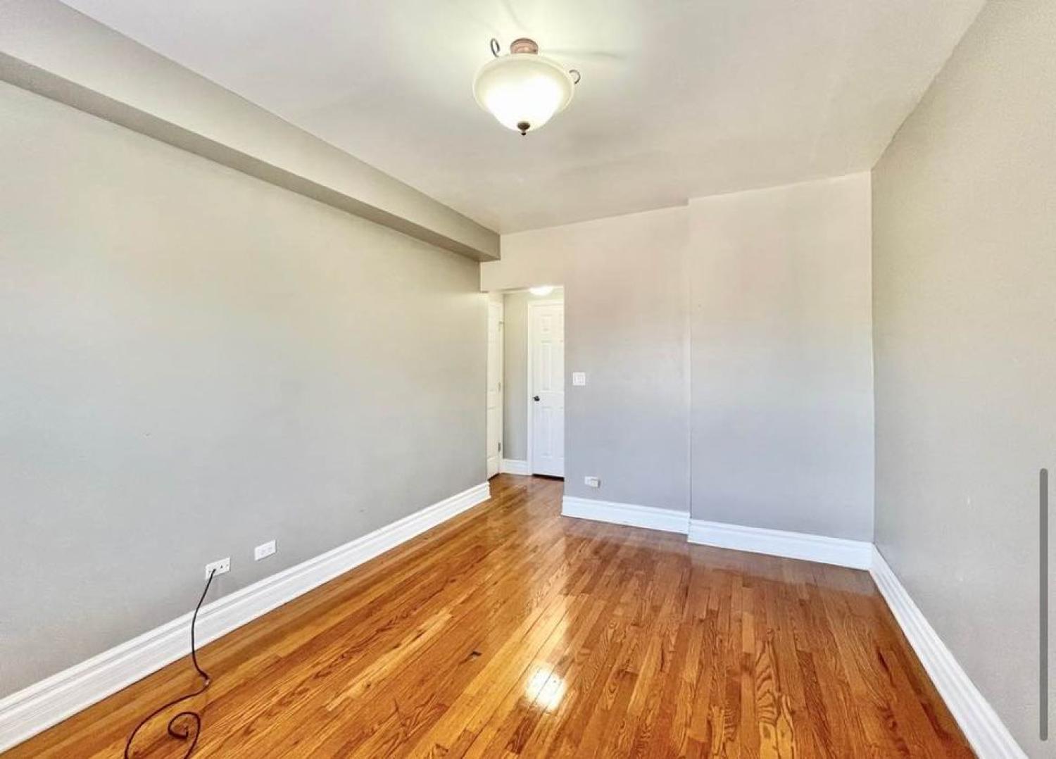 50 N Menard Ave Chicago Image 10