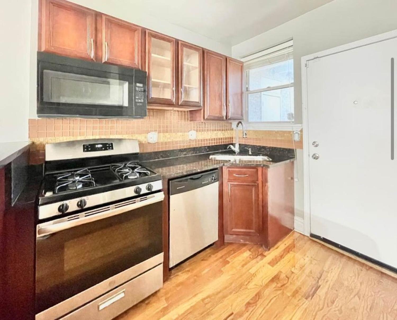 50 N Menard Ave Chicago Image 8