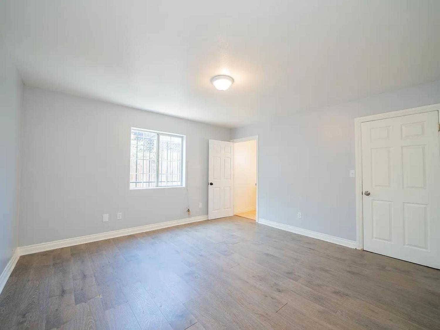 444 W 109th Pl Los Angeles Image 6