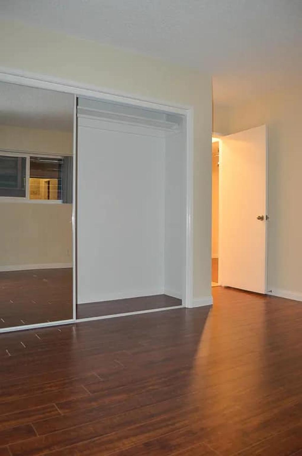 1321 Wellesley Ave APT 3 Los Angeles Image 6