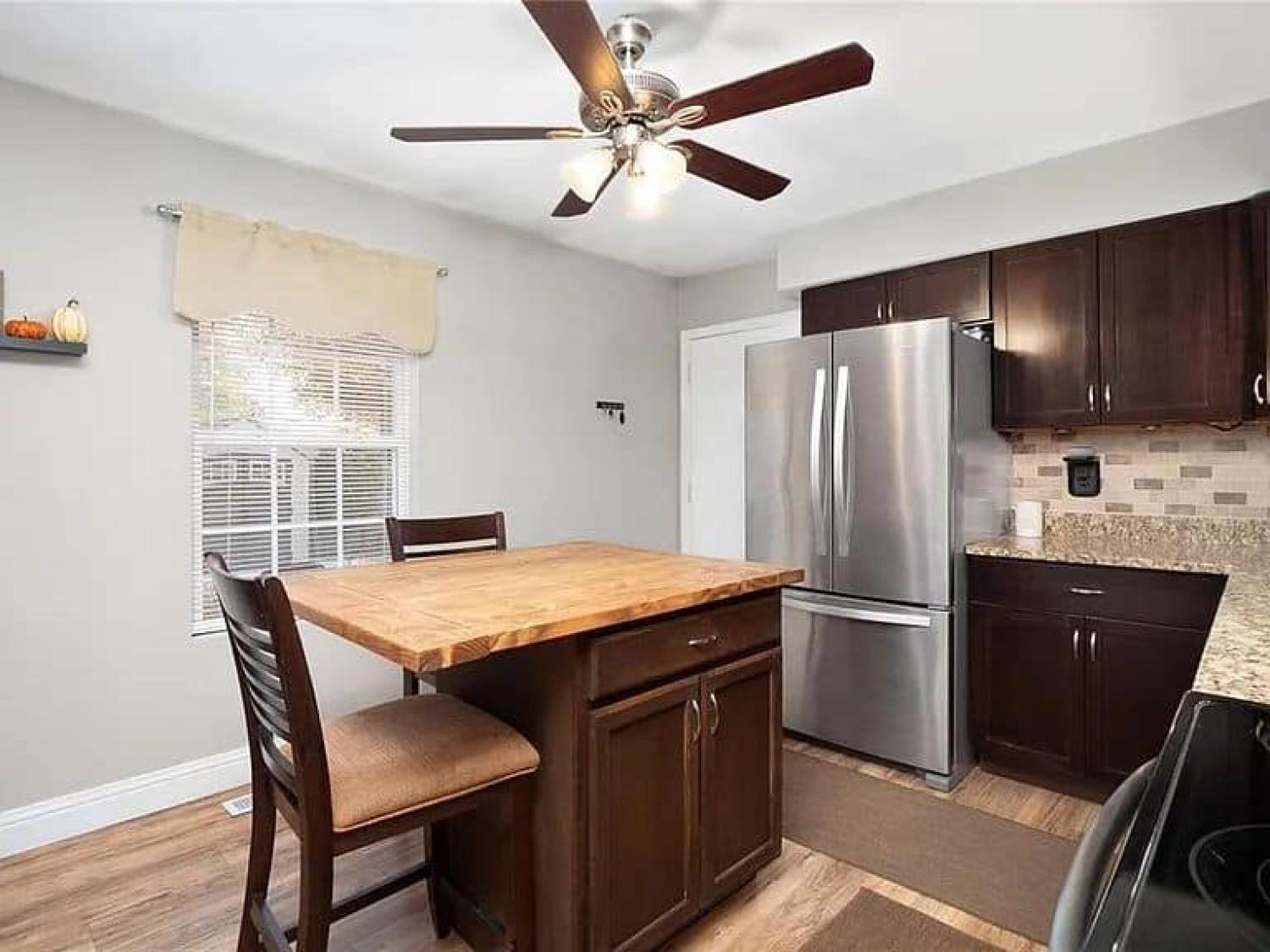 702 Lancelot Ln Troy Image 4