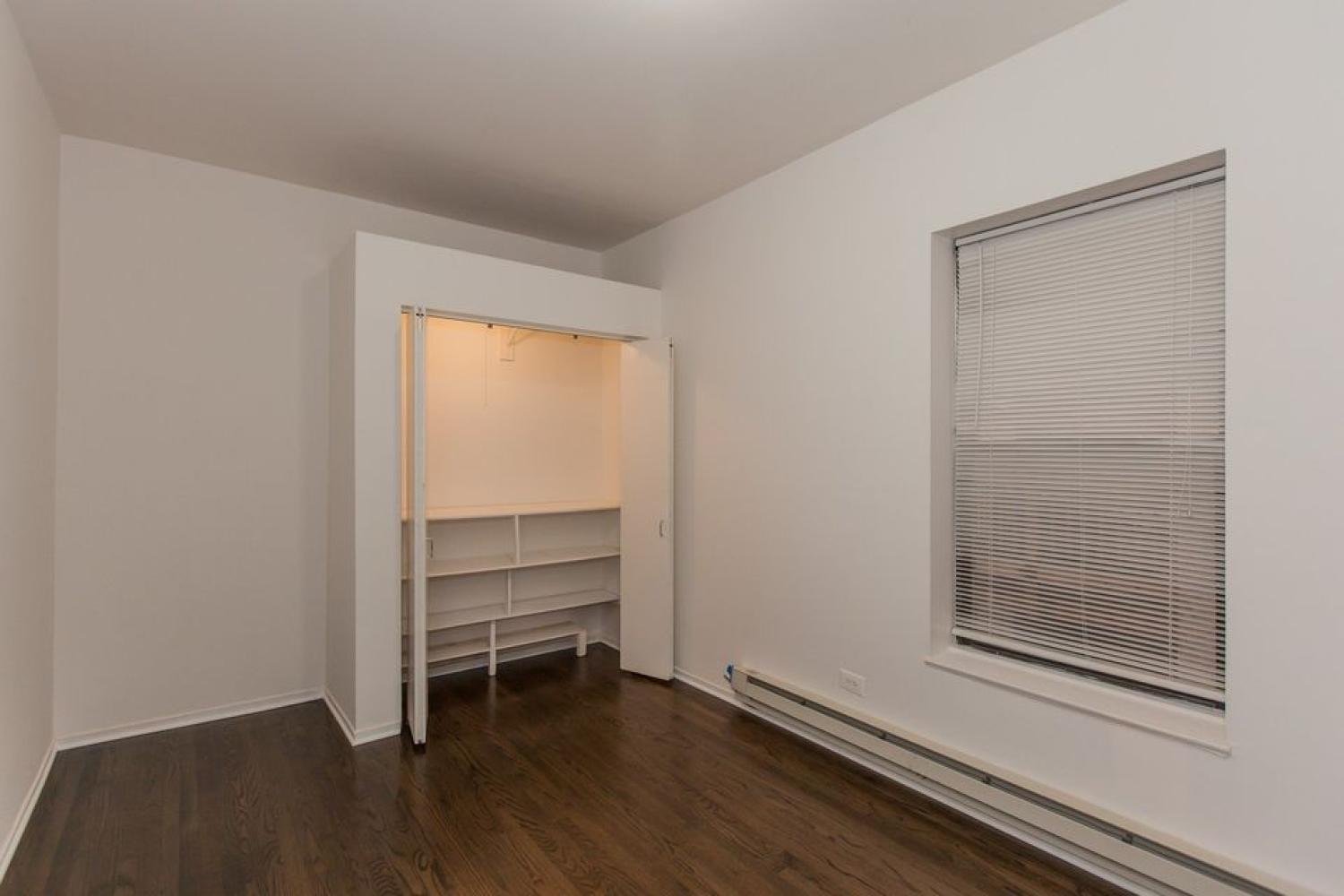 729 W Cornelia Ave Chicago Image 17