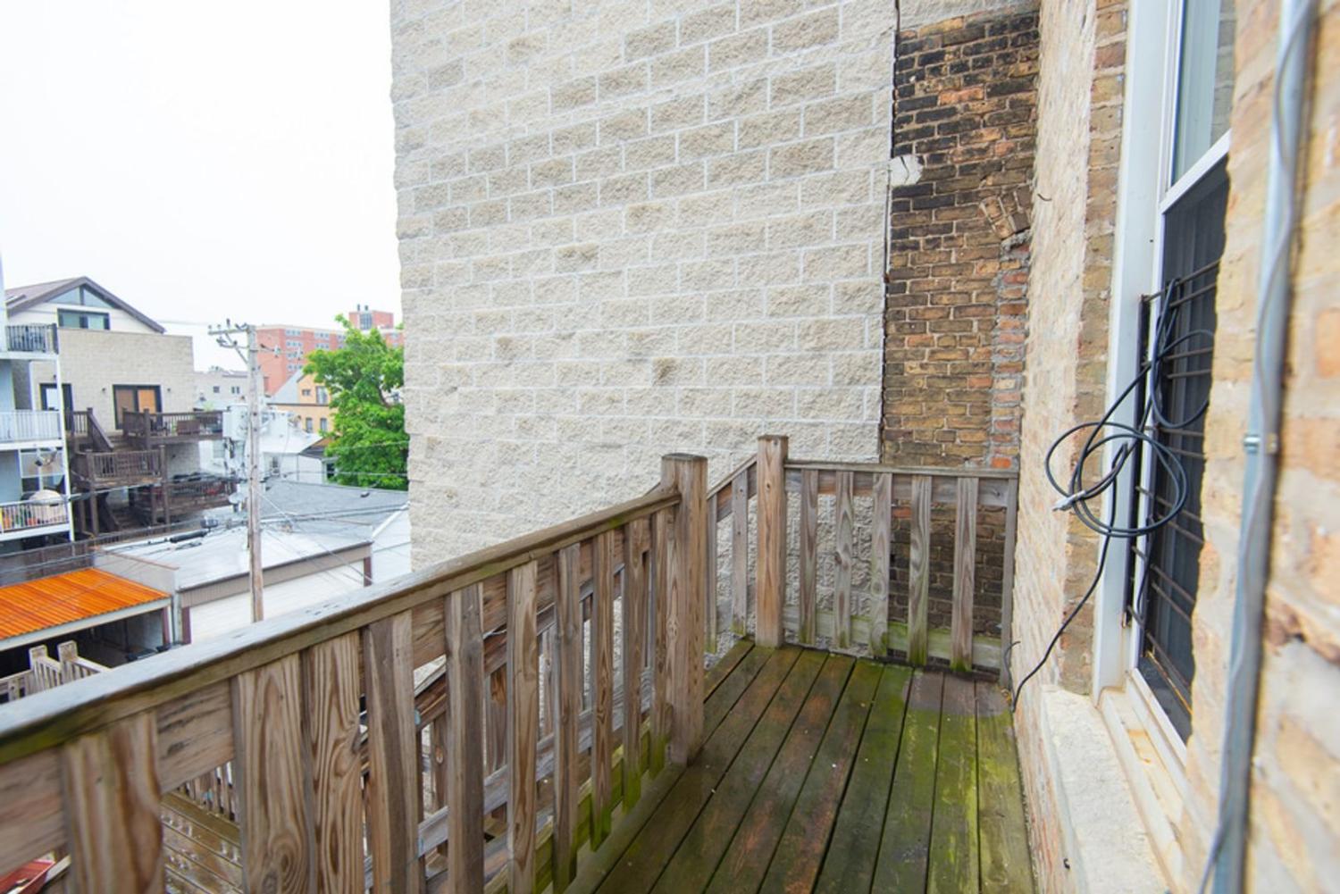 1520 W Chicago Ave Chicago Image 11