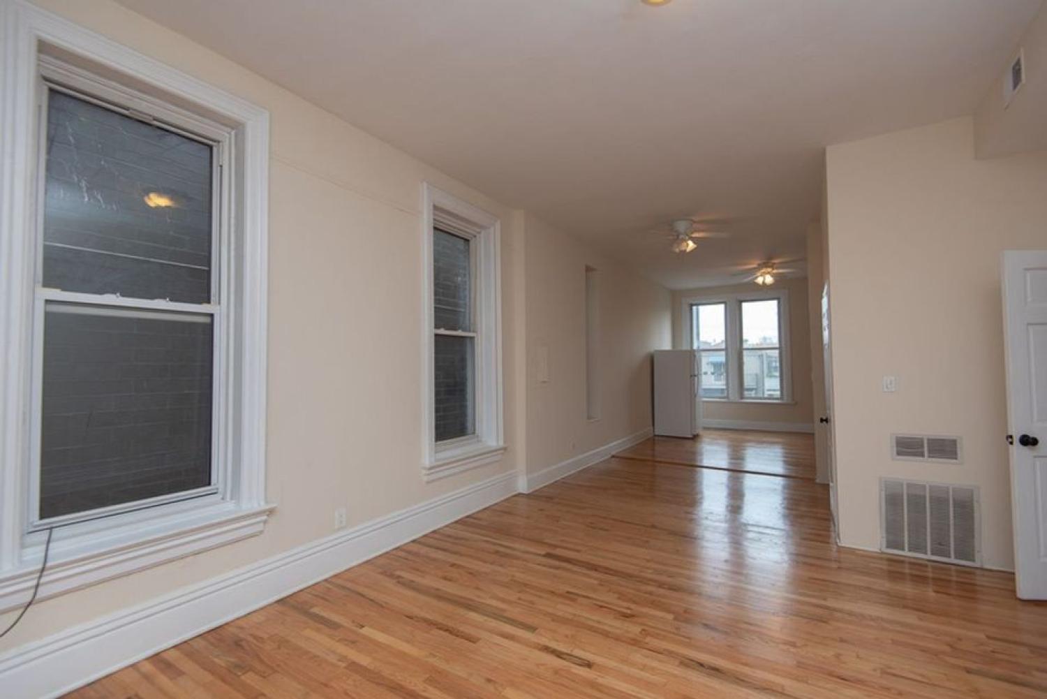1520 W Chicago Ave Chicago Image 3