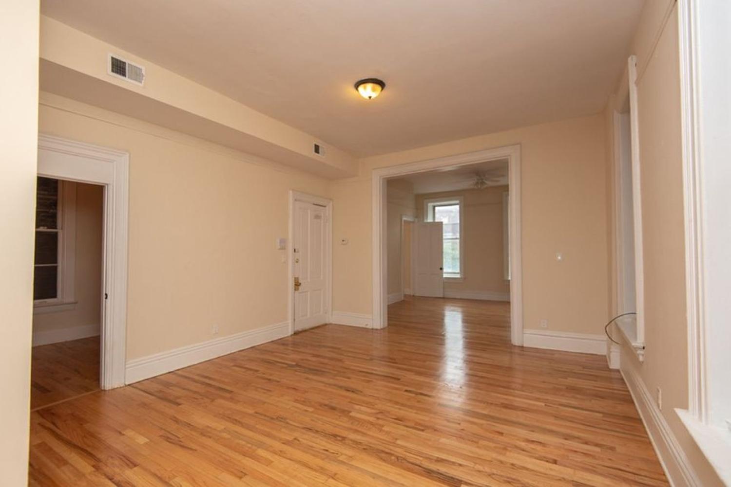 1520 W Chicago Ave Chicago Image 7