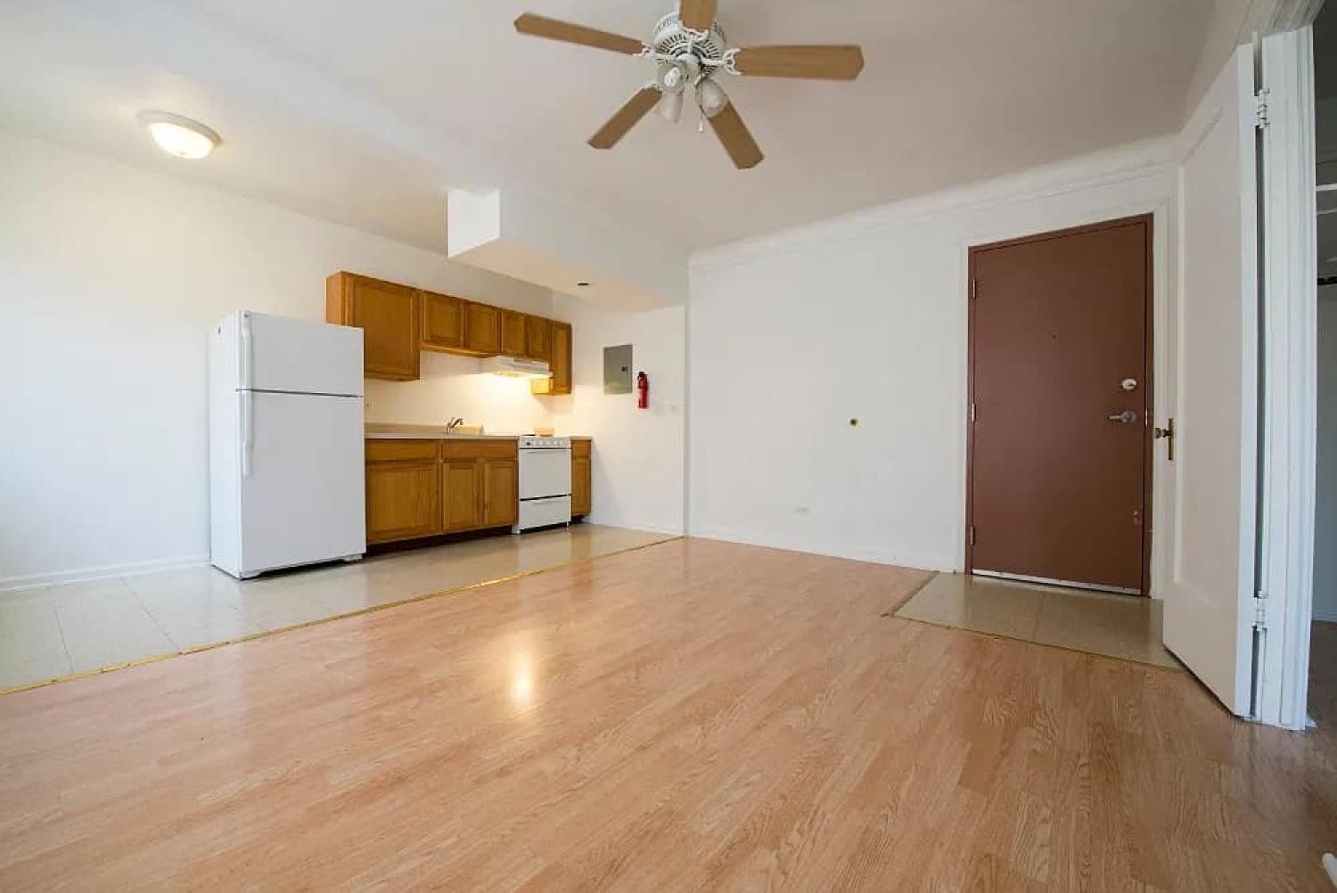 5957 W Madison St Chicago Image 3