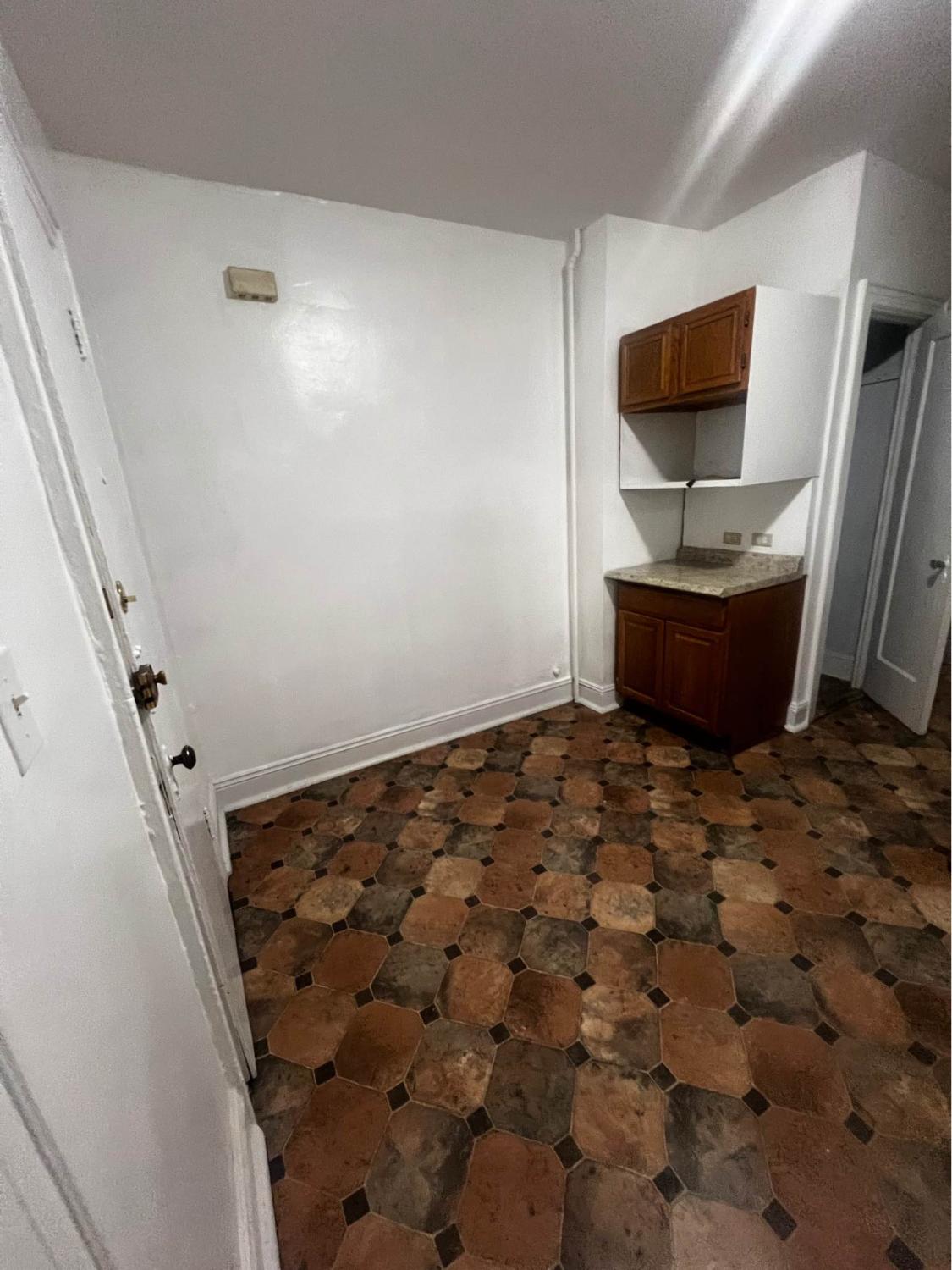 Yonkers Yonkers Image 6