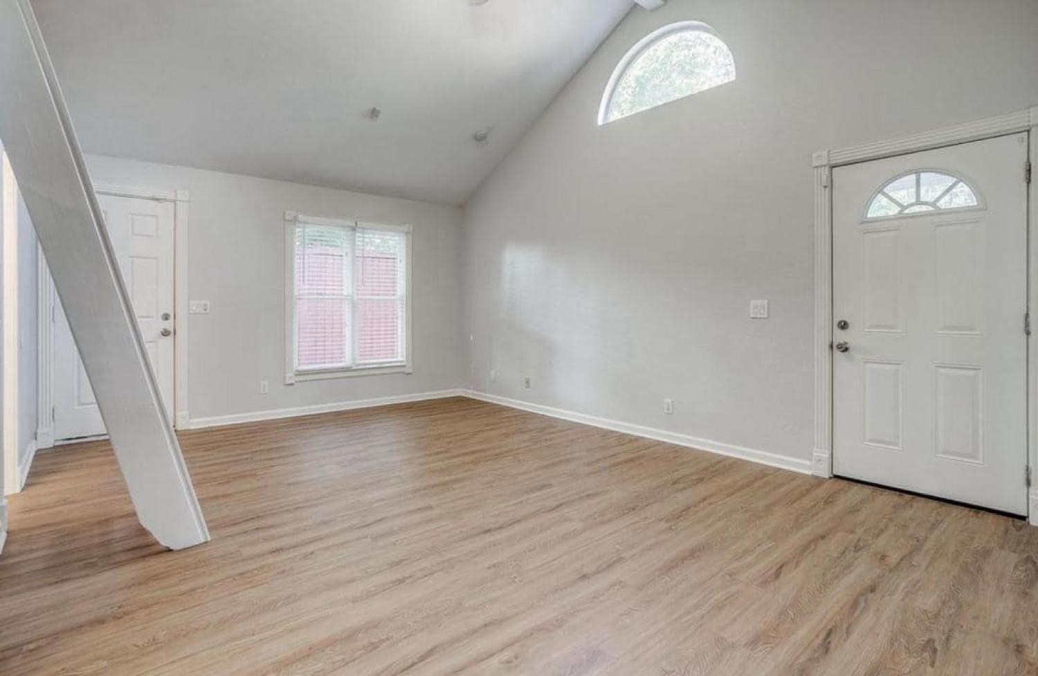 4231 S Cresthaven Rd UNIT B Dallas Image 8