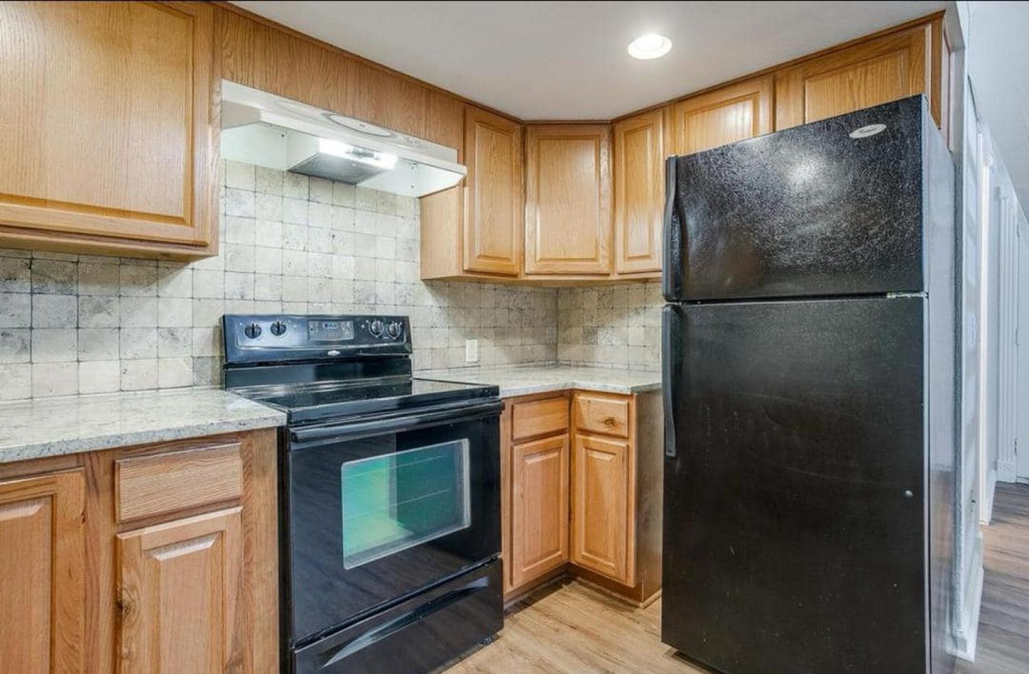 4231 S Cresthaven Rd UNIT B Dallas Image 9
