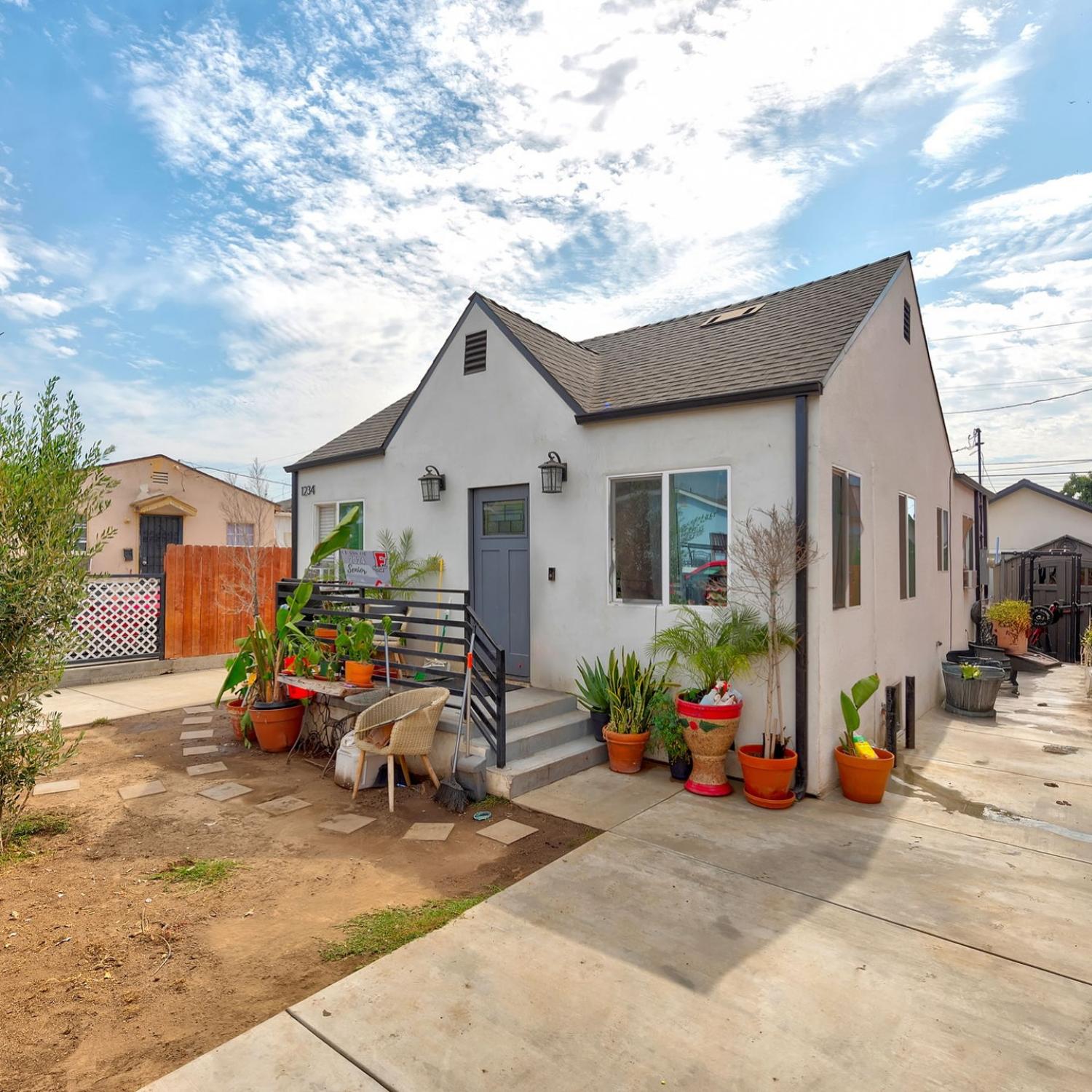 1234 E 76th st Los Angeles Image
