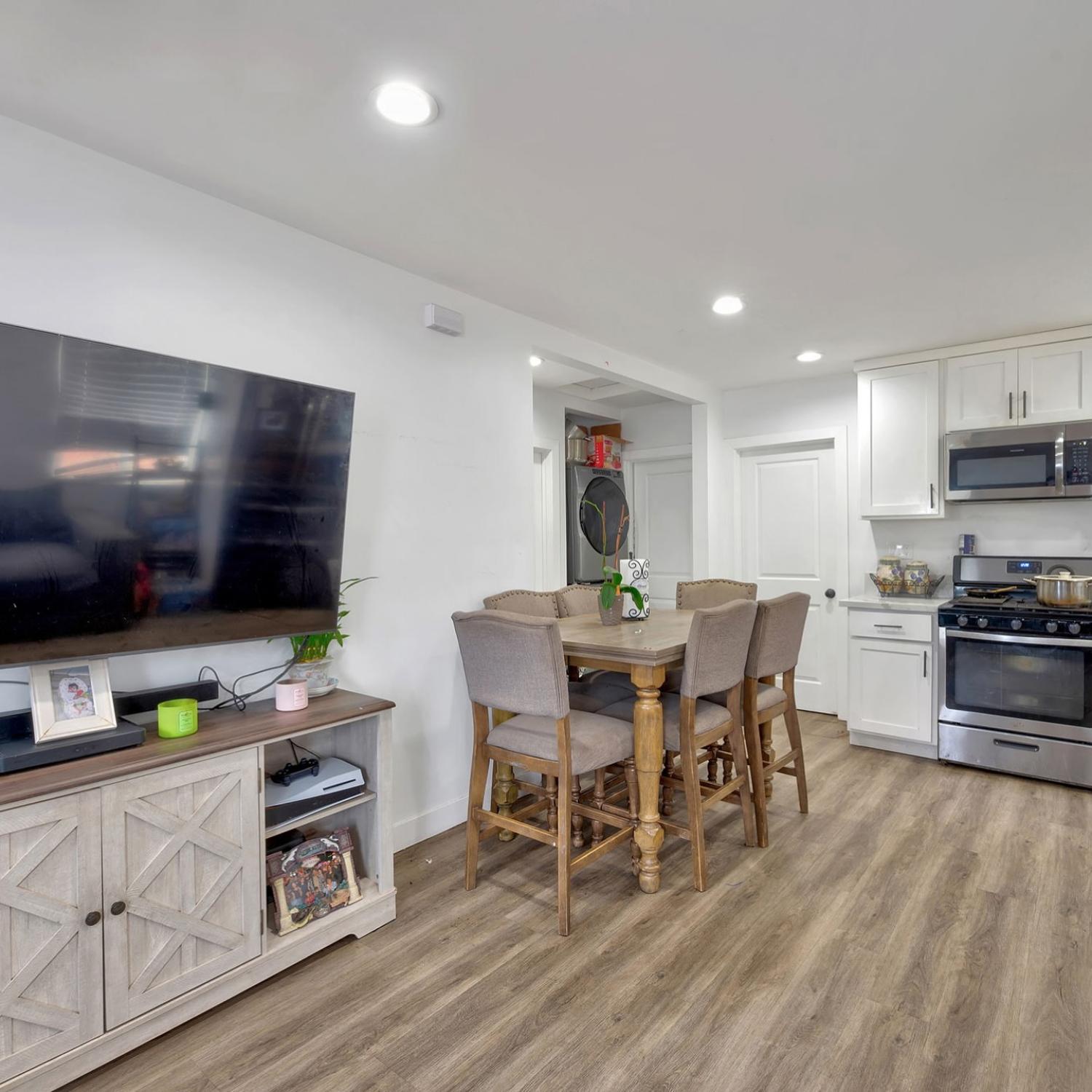 1234 E 76th st Los Angeles Image 3