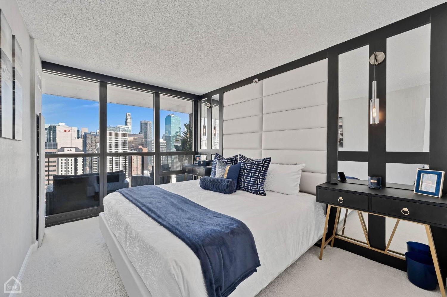 10 E Ontario Street Unit 2501 Chicago Image 4