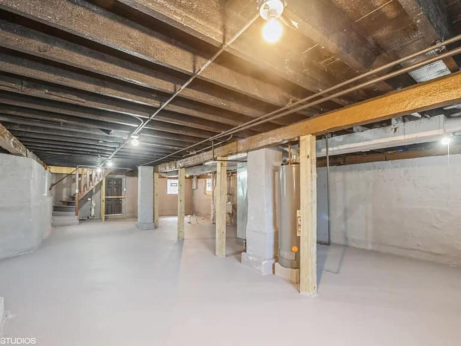 9401 S Saint Lawrence Ave Chicago Image 13