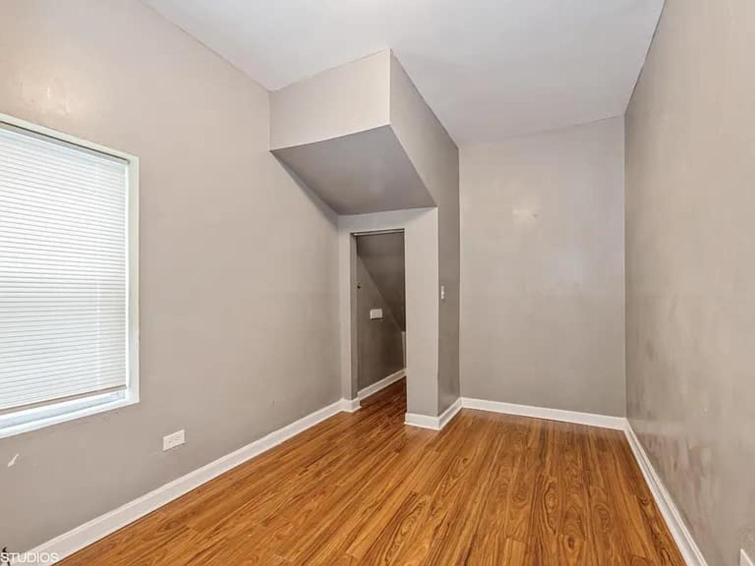 9401 S Saint Lawrence Ave Chicago Image 14