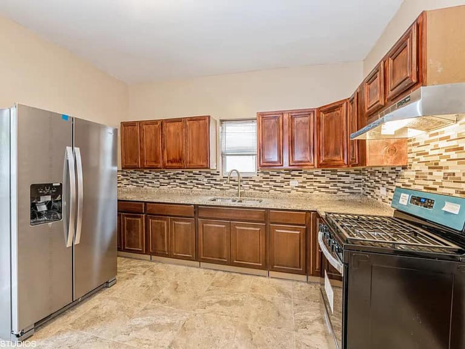 9401 S Saint Lawrence Ave Chicago Image 15
