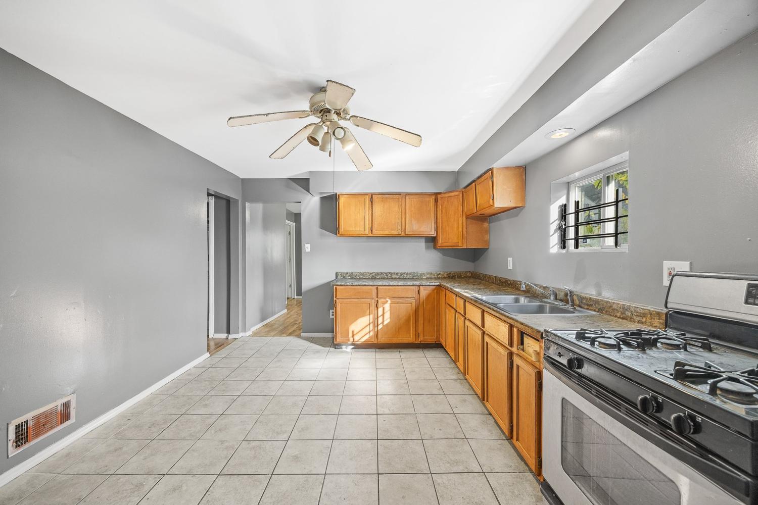 6812 S Lafayette Ave Chicago Image 11