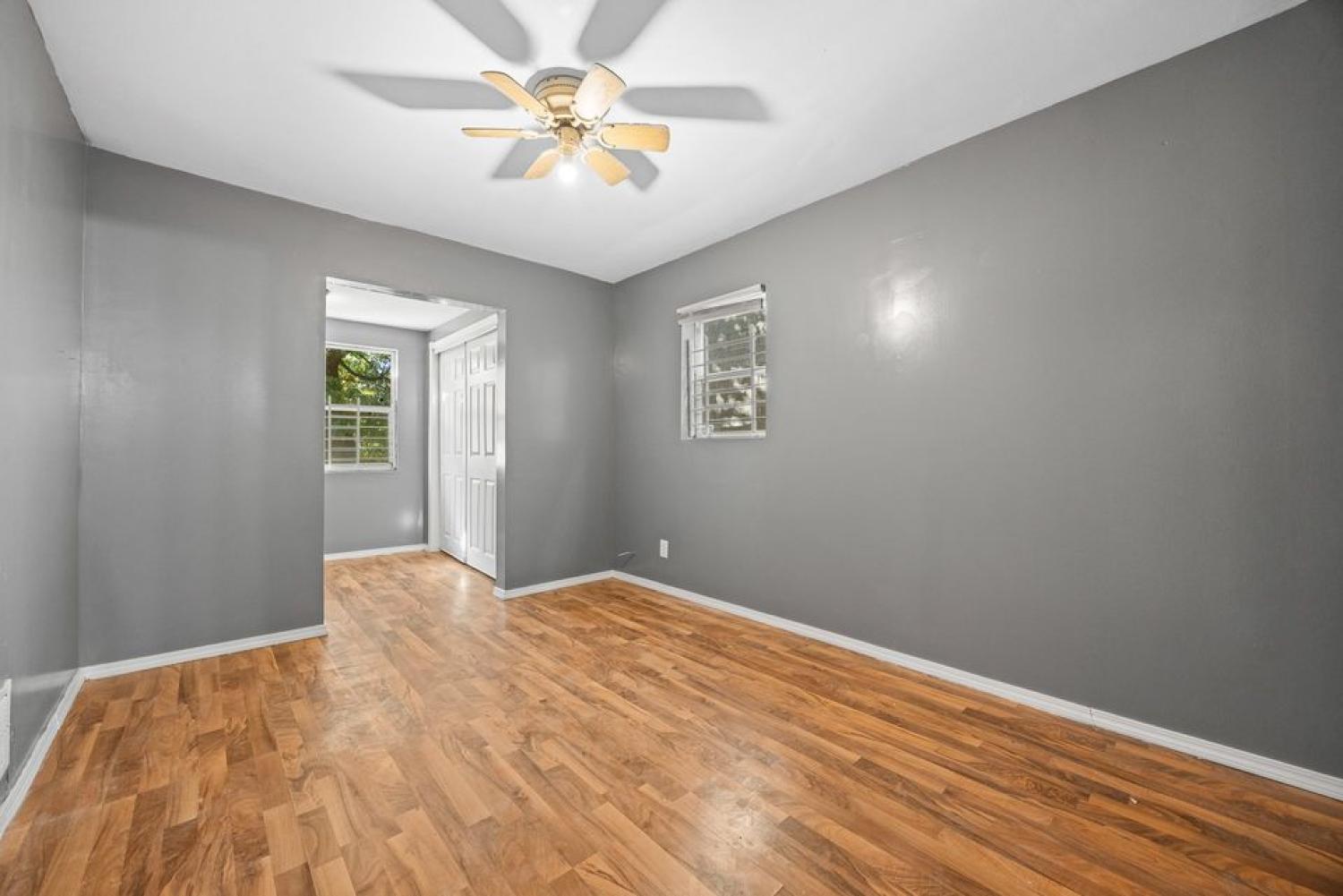 6812 S Lafayette Ave Chicago Image 12