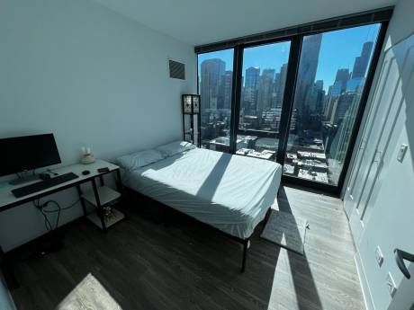 637 N Wells St, Chicago, IL, 60654