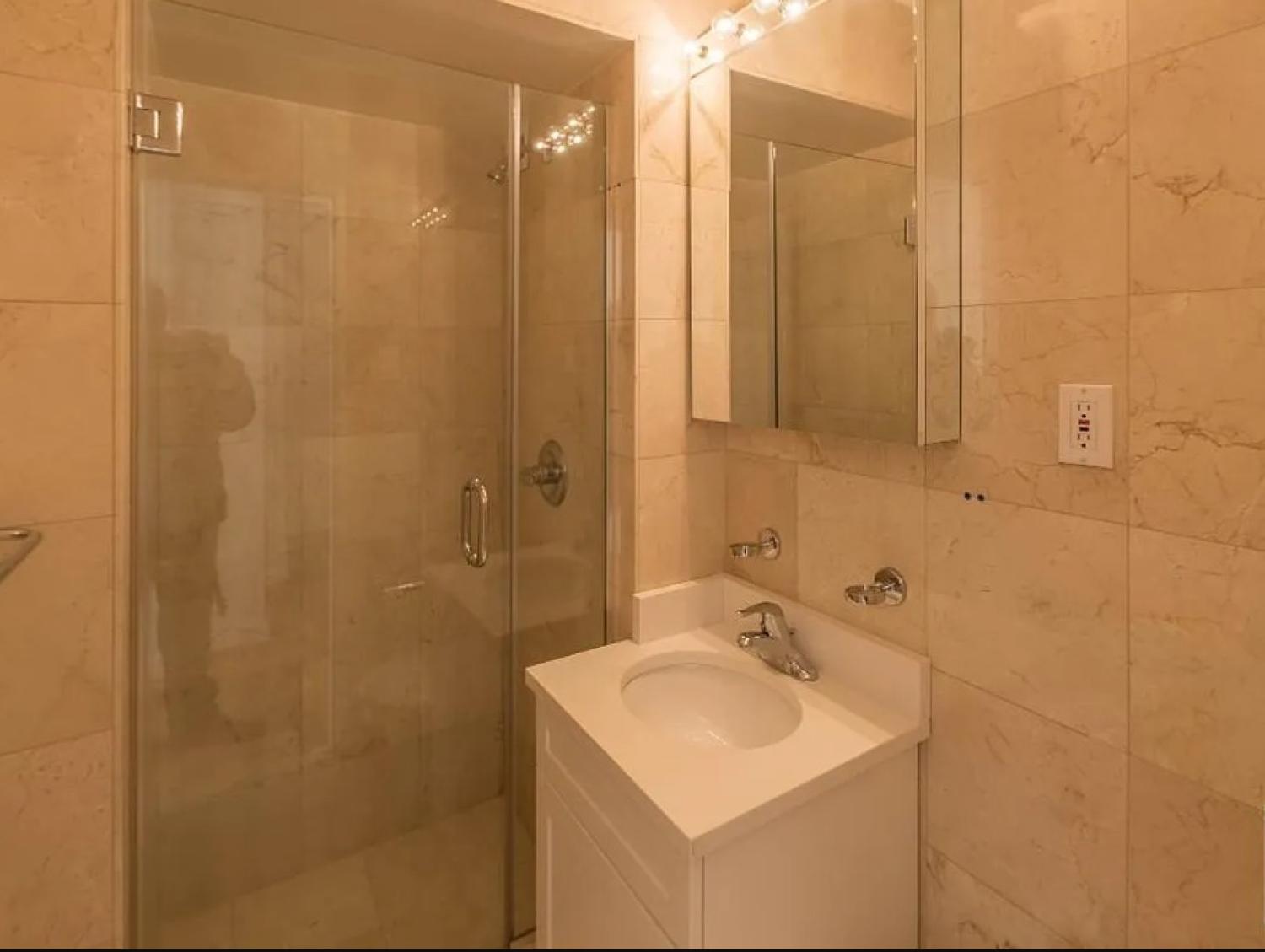 435 East 79th Street PHB0 New York Image 2