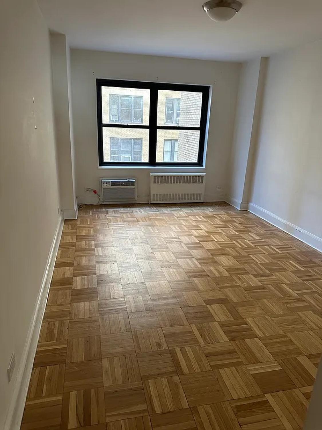 412 East 55th Street New York Image 4