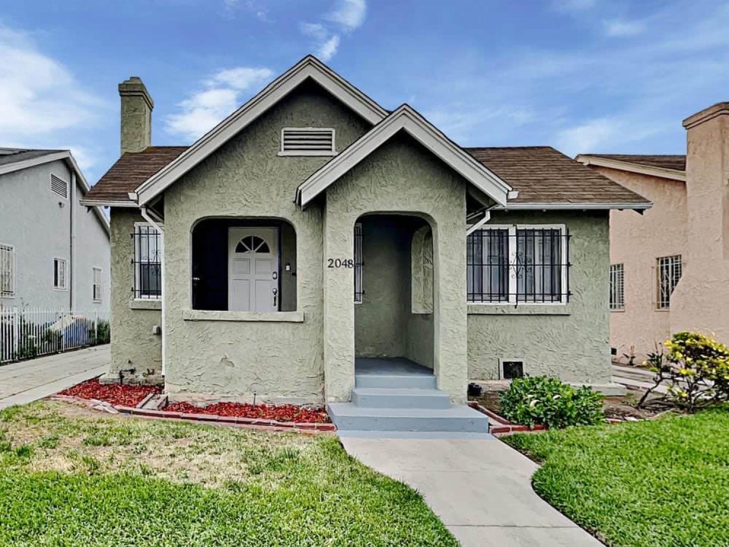 2048 W 65th Pl Los Angeles Image