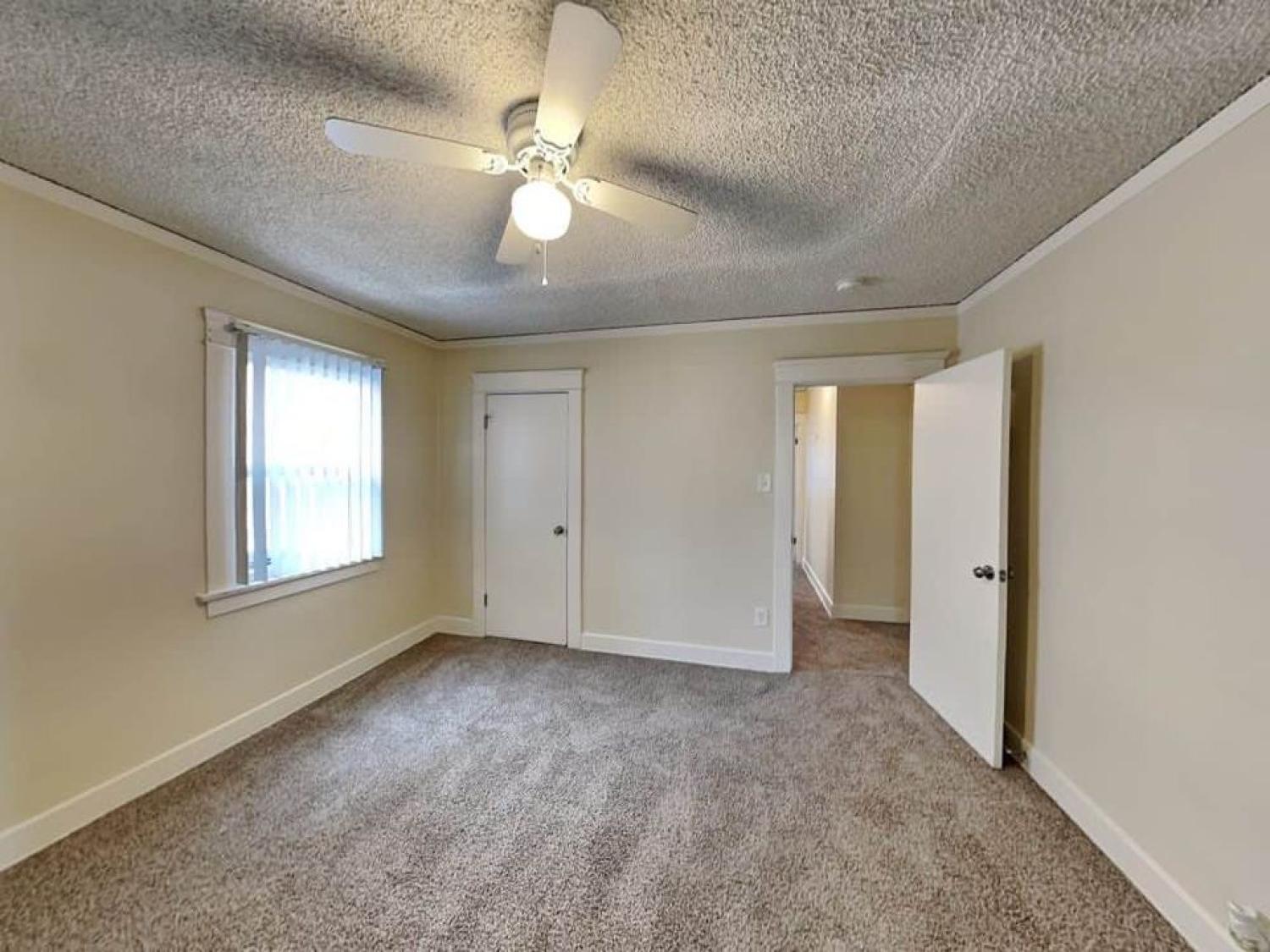2048 W 65th Pl Los Angeles Image 8