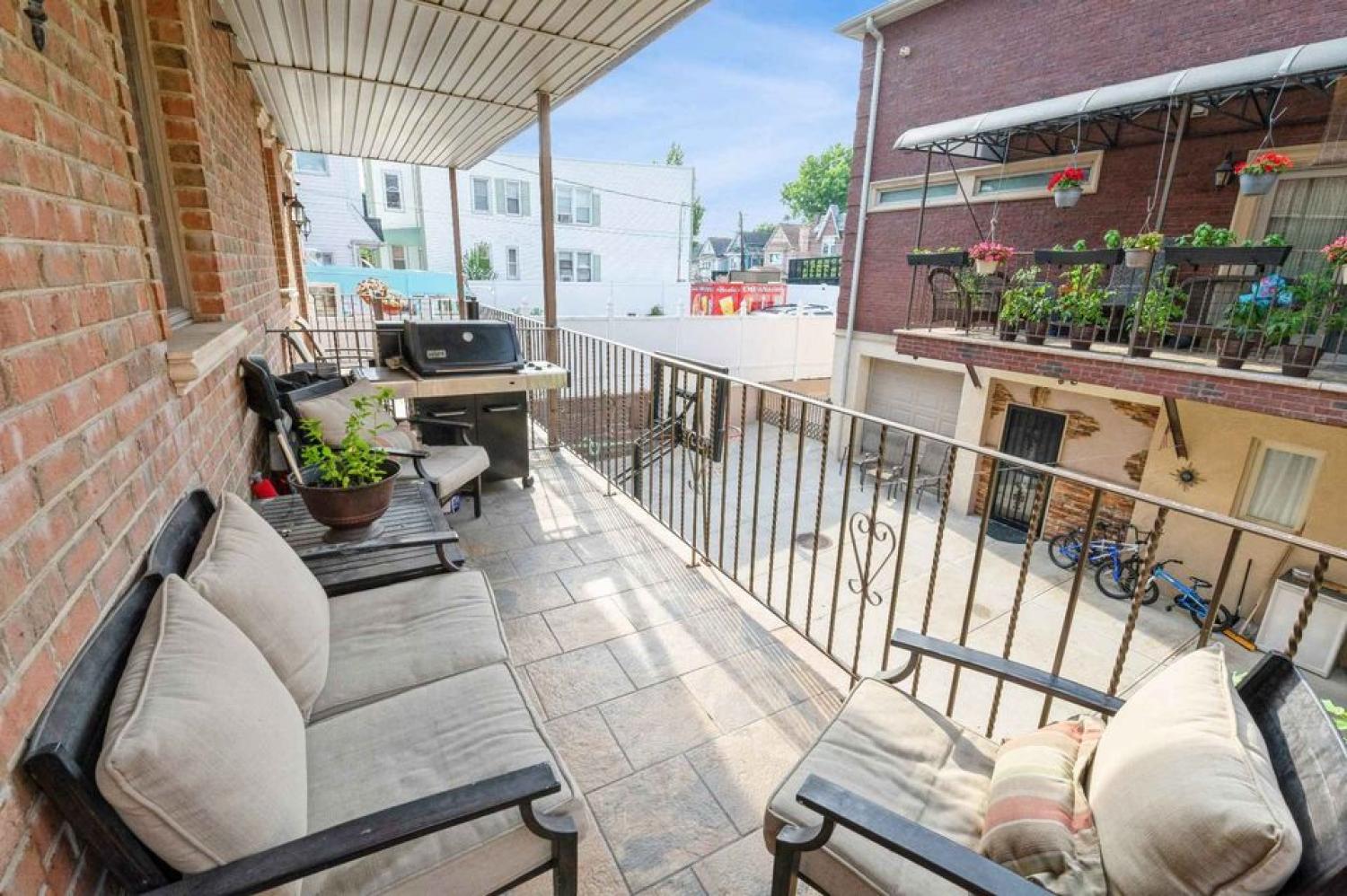 53-33 67th st Maspeth Image 10