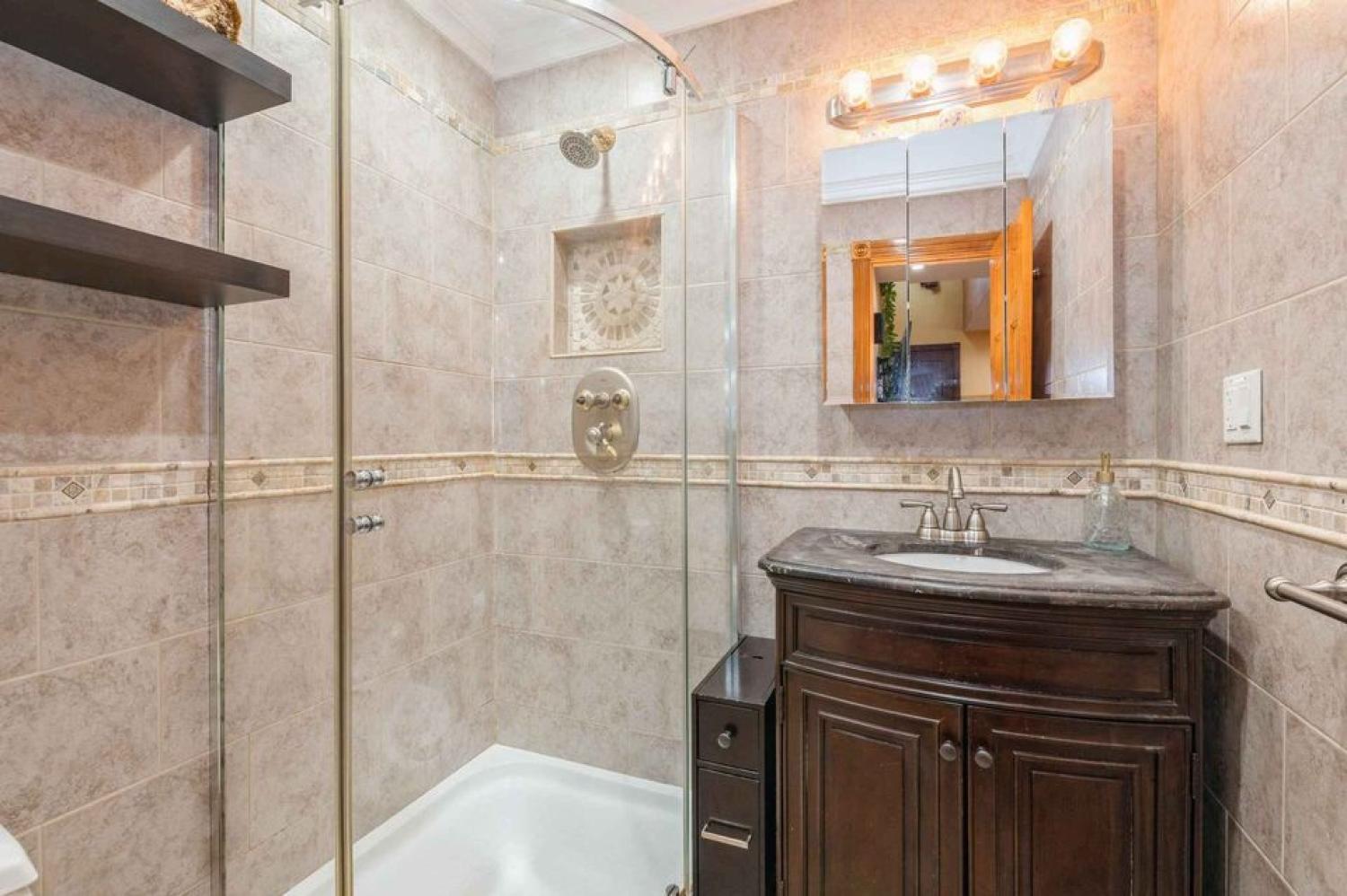 53-33 67th st Maspeth Image 11