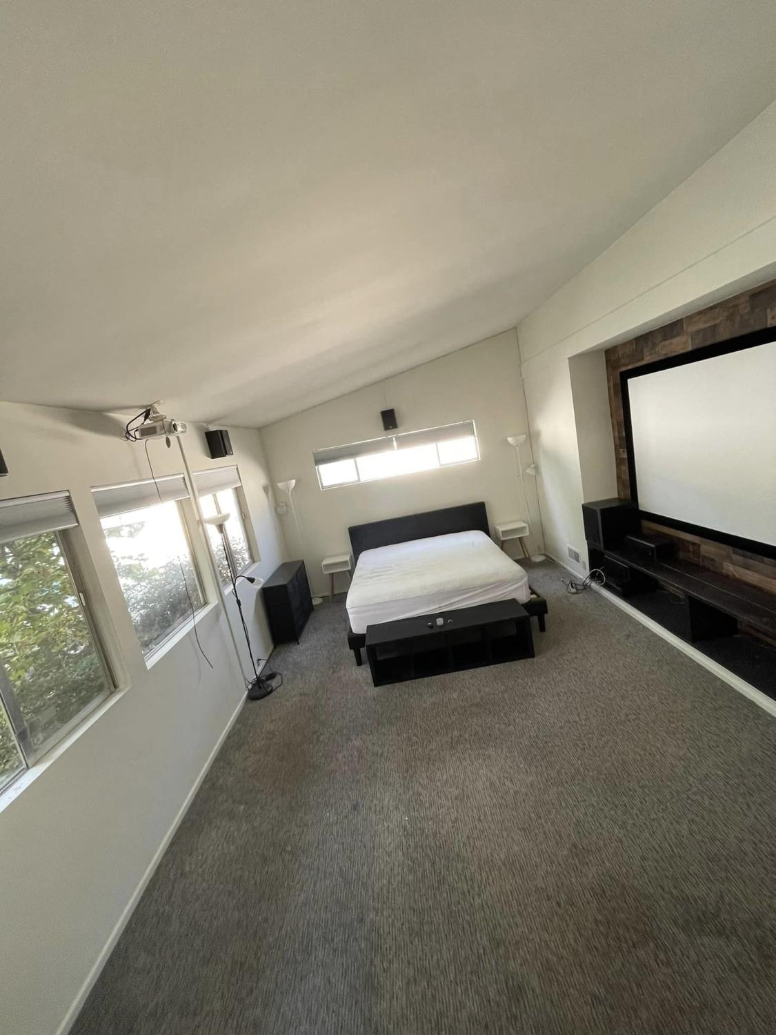 Forbes Ave Los Angeles Image 6